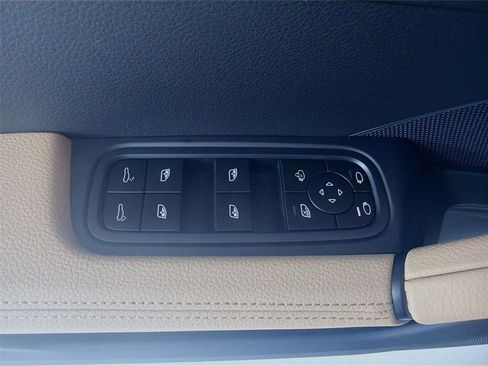 New 2026 Porsche Cayenne Coupe image 8