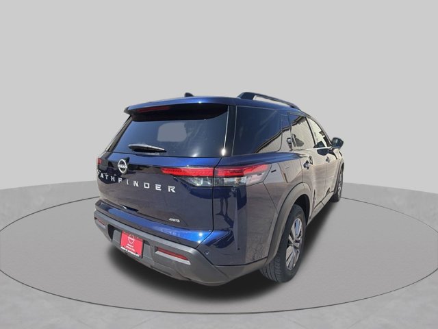 Used 2025 Nissan Pathfinder SV AWD/4WD image 3