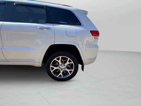 Used 2021 Jeep Grand Cherokee Overland AWD/4WD image 33