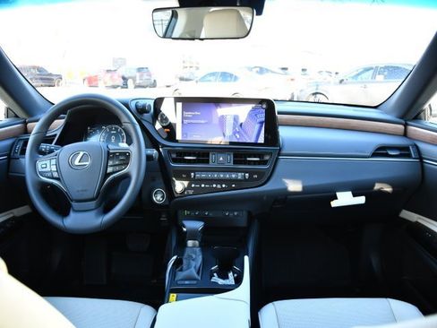 New 2025 Lexus ES 350 w/ Premium Package image 17