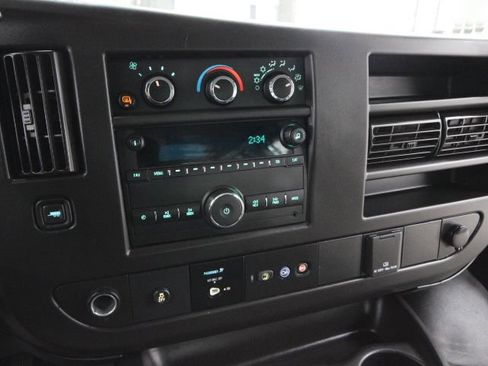 Used 2022 Chevrolet Express 2500 Extended w/ Driver Convenience Package RWD image 21