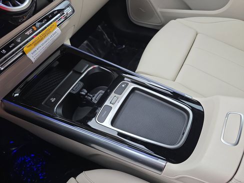 New 2026 Mercedes-Benz GLA 250 image 24