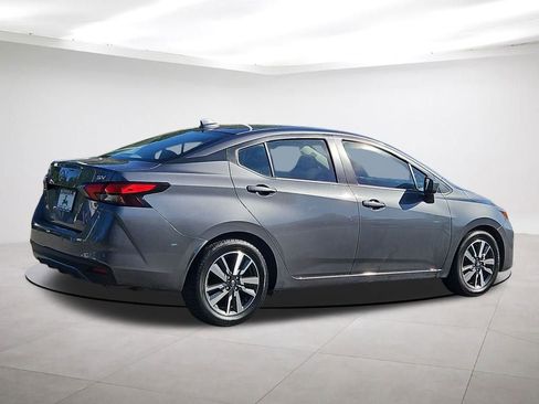 Used 2023 Nissan Versa SV image 7