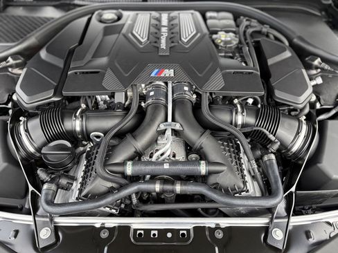 Used 2025 BMW M8 Competition image 25