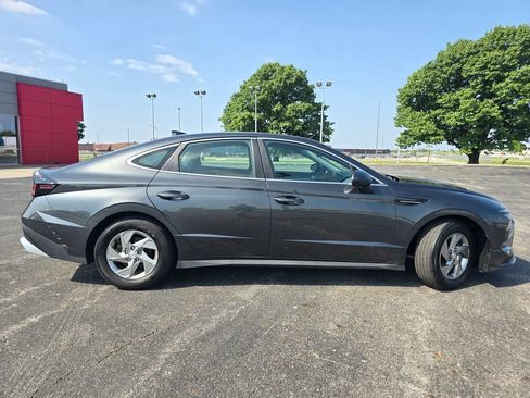 Used 2025 Hyundai Sonata SE FWD image 15