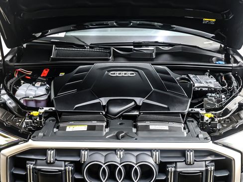 Used 2025 Audi Q7 3.0T Premium Plus w/ Premium Plus Package image 12