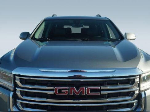 Used 2023 GMC Acadia SLT image 39