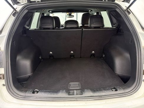Used 2023 Toyota Corolla LE FWD image 48