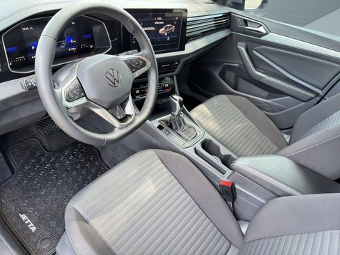 Used 2025 Volkswagen Jetta S FWD image 4