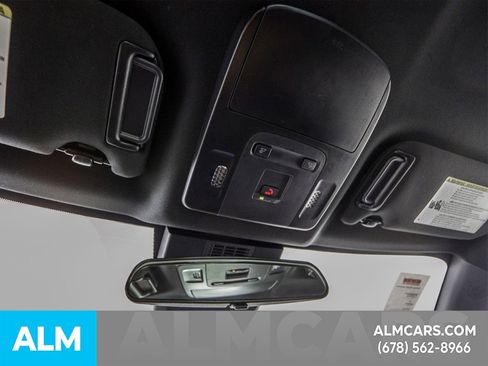 Used 2025 Toyota Camry SE image 52