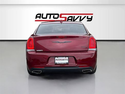 Used 2022 Chrysler 300 S image 6