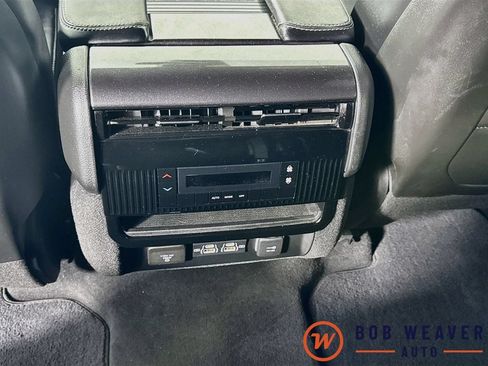 Used 2022 Jeep Wagoneer Series I AWD/4WD image 32