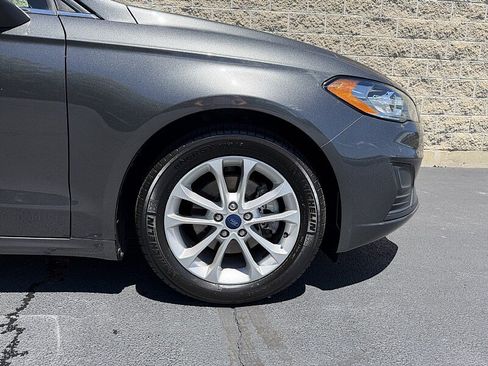 Used 2020 Ford Fusion SE FWD image 7