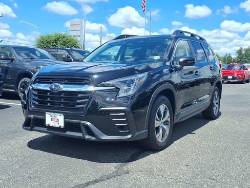 Certified 2023 Subaru Ascent Premium w/ Convenience Package AWD/4WD image 3