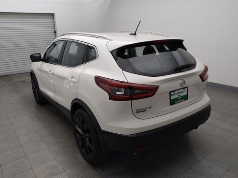 Used 2022 Nissan Rogue Sport SL w/ Premium Package FWD image 5
