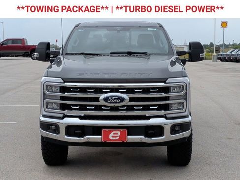 New 2026 Ford F250 4x4 Crew Cab Super Duty image 9