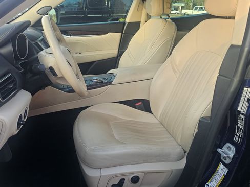 Used 2019 Maserati Levante GranLusso image 31