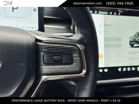 Used 2025 Rivian R1S Adventure AWD/4WD image 35