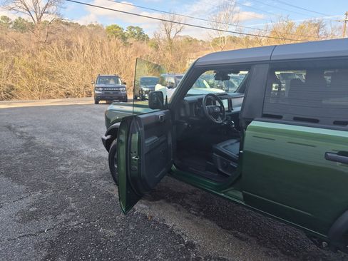 New 2025 Ford Bronco Big Bend image 9
