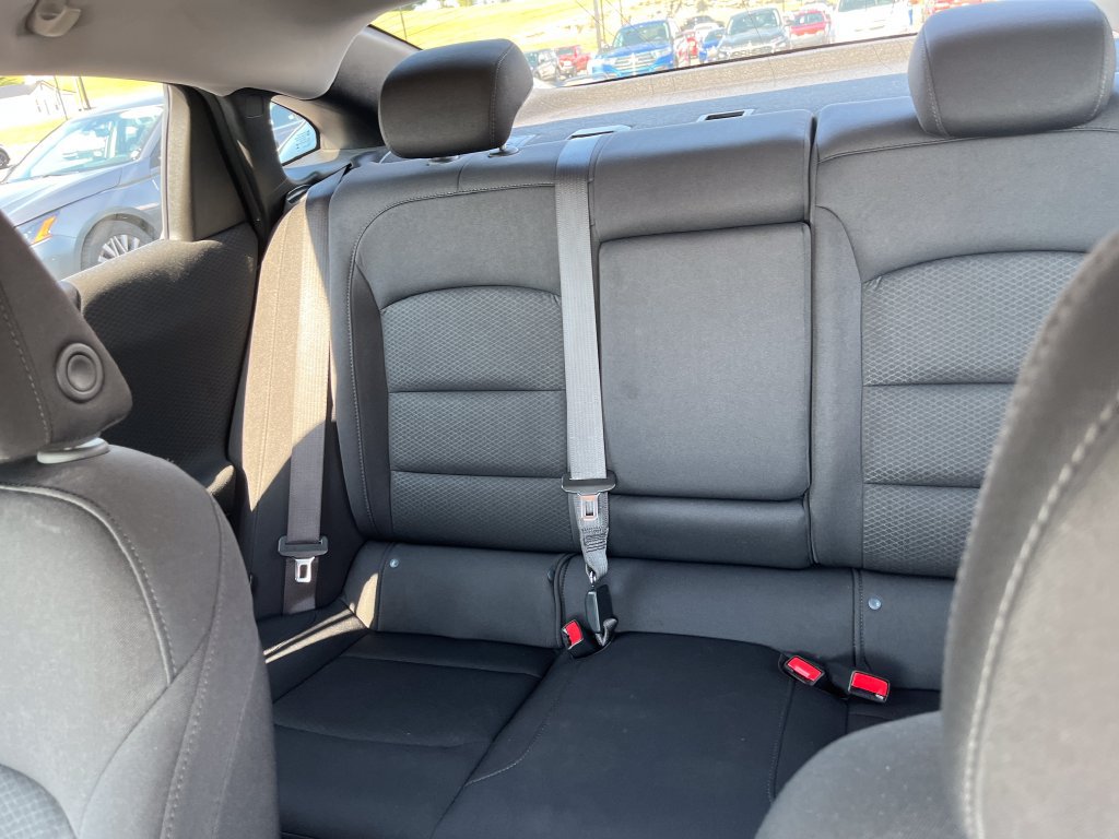 Used 2025 Chevrolet Malibu LT FWD image 13
