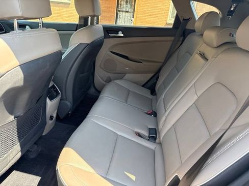 Used 2019 Hyundai Tucson Ultimate w/ Cargo Package AWD/4WD image 15