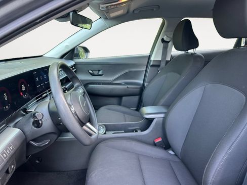 Used 2024 Hyundai Kona SE AWD/4WD image 9