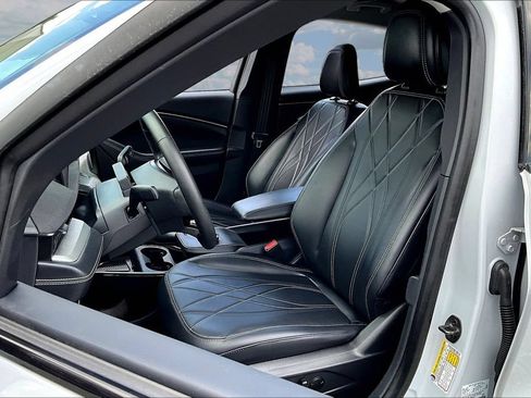 Used 2023 Ford Mustang Mach-E Select RWD image 21