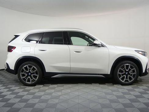 Used 2026 BMW X1 xDrive28i w/ Technology Package image 2