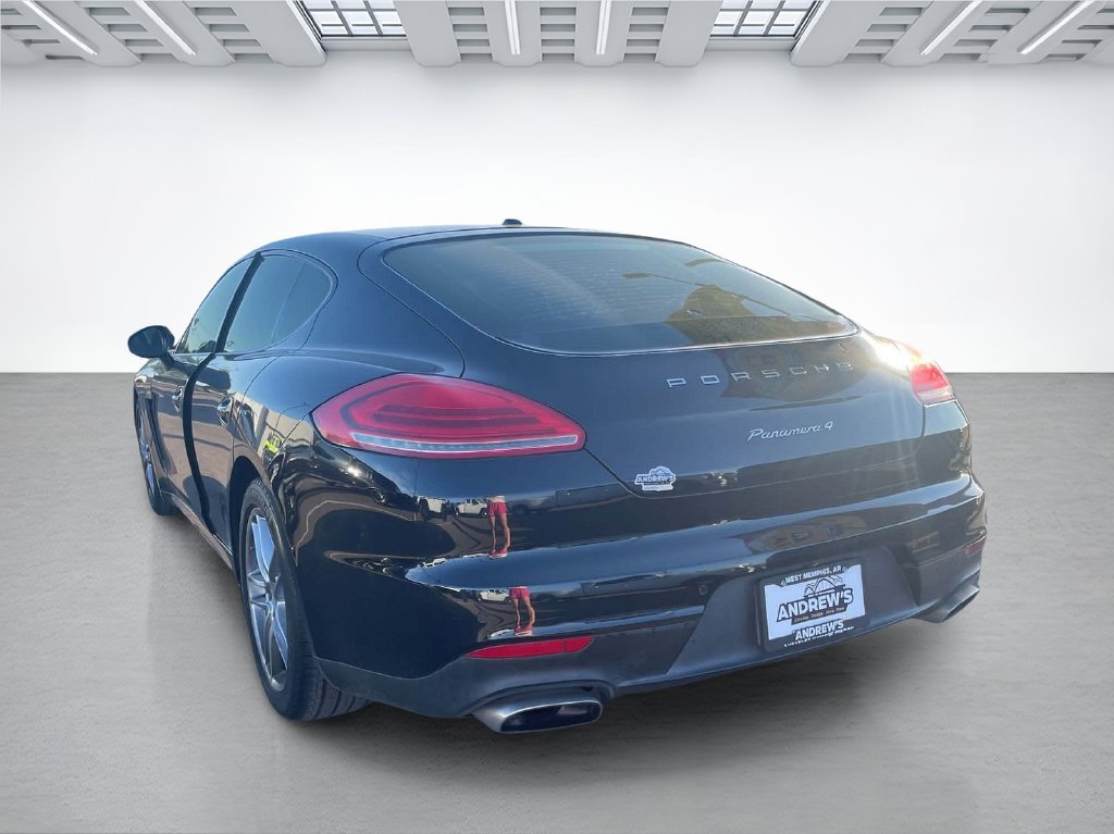 Used 2015 Porsche Panamera 4 w/ Premium Package Plus AWD/4WD image 6