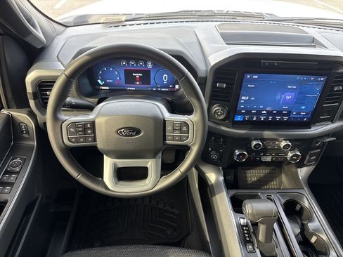 Used 2025 Ford F150 XLT w/ Equipment Group 302A MID image 18