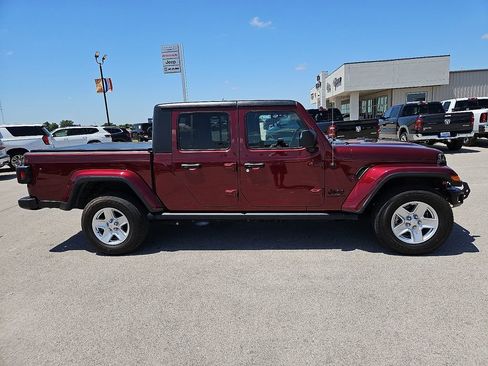 Used 2021 Jeep Gladiator Sport AWD/4WD image 9