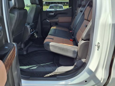 Used 2022 Chevrolet Silverado 1500 High Country image 19
