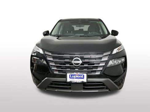 New 2026 Nissan Rogue SV AWD/4WD image 3
