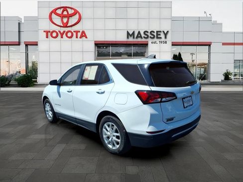 Used 2024 Chevrolet Equinox LT FWD image 5