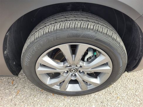 Certified 2025 MAZDA CX-30 AWD 2.5 S w/ Premium Package image 13