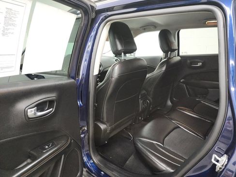 Used 2018 Jeep Compass Latitude FWD image 23