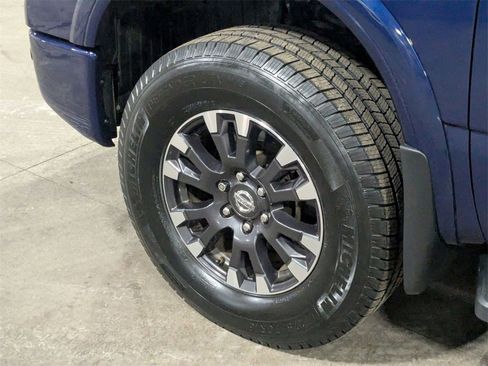 Used 2018 Nissan Titan PRO-4X w/ Pro-4x Convenience Package image 24