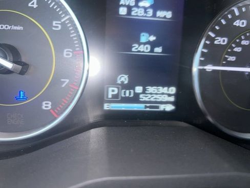 Used 2022 Subaru Crosstrek 2.5i Sport w/ Moonroof Package image 11