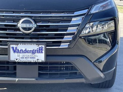 Used 2025 Nissan Rogue SV FWD image 7