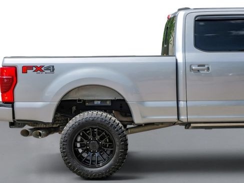 Used 2020 Ford F250 Lariat w/ Lariat Ultimate Package AWD/4WD image 6
