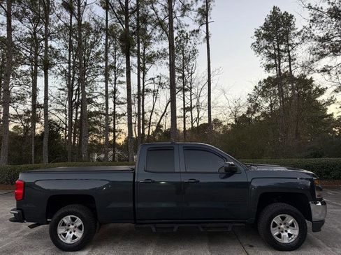 Used 2018 Chevrolet Silverado 1500 LT image 10