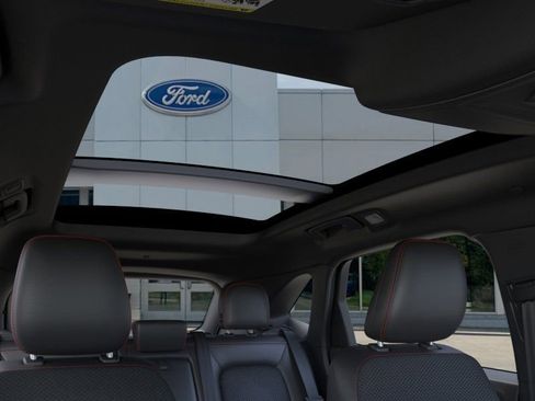 New 2025 Ford Escape ST-Line Select w/ Tech Pack #2 AWD/4WD image 22