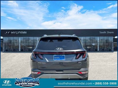 Certified 2023 Hyundai Tucson Limited w/ Cargo Package AWD/4WD image 7
