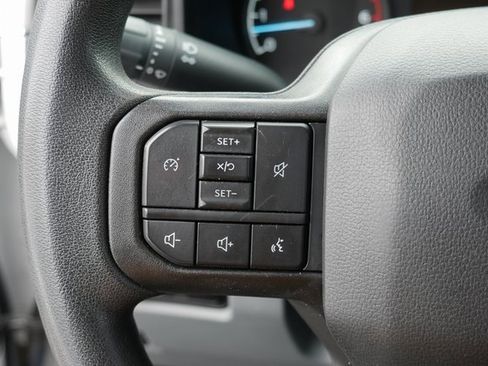 Used 2023 Ford F250 XL w/ F-250 >10K GVWR Package image 16