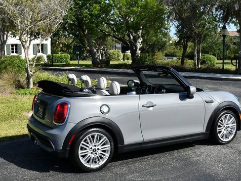 Used 2023 MINI Cooper S w/ Signature Upholstery Package FWD image 6