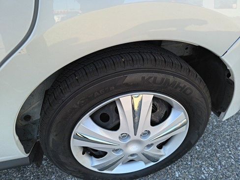 Used 2021 Mitsubishi Mirage ES image 9