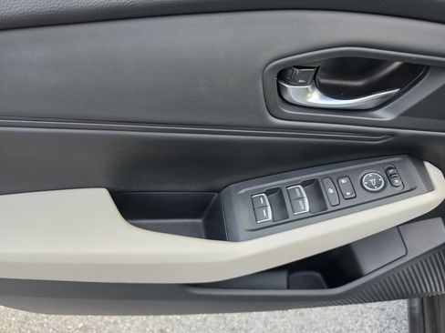 Certified 2023 Honda Accord EX image 15