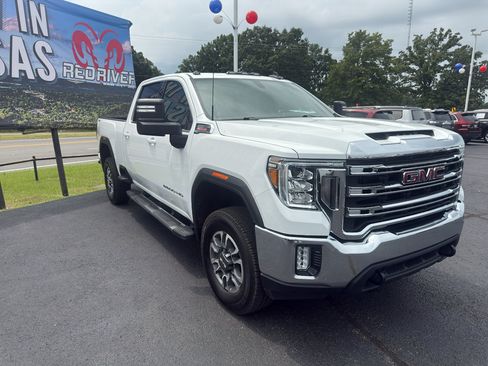 Used 2021 GMC Sierra 2500 SLE w/ SLE Value Package; AWD/4WD image 3