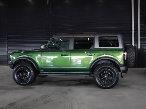 Used 2023 Ford Bronco Outer Banks w/ Sasquatch Package image 10