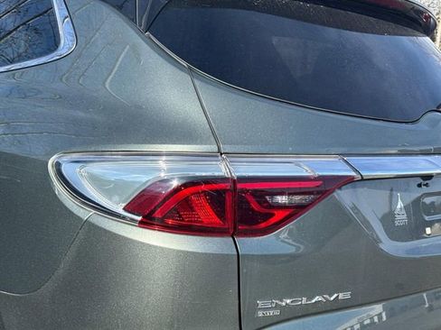 Certified 2023 Buick Enclave Essence image 9